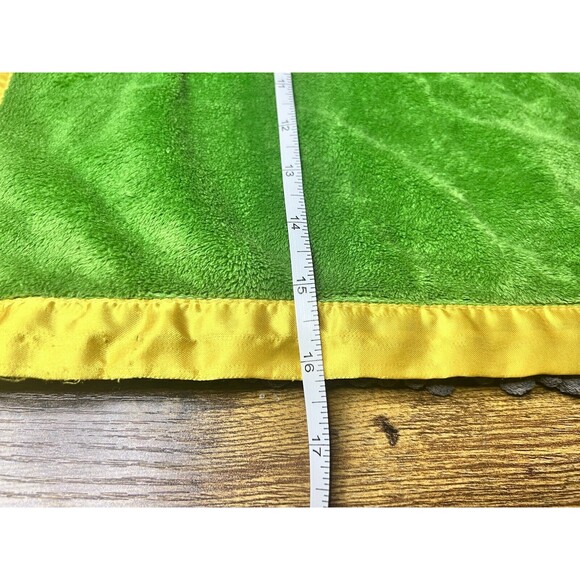 Scene Weaver John Deere JD Tractor Lovey Green Security Blanket Plush Toy 16 In - Picture 9 of 10